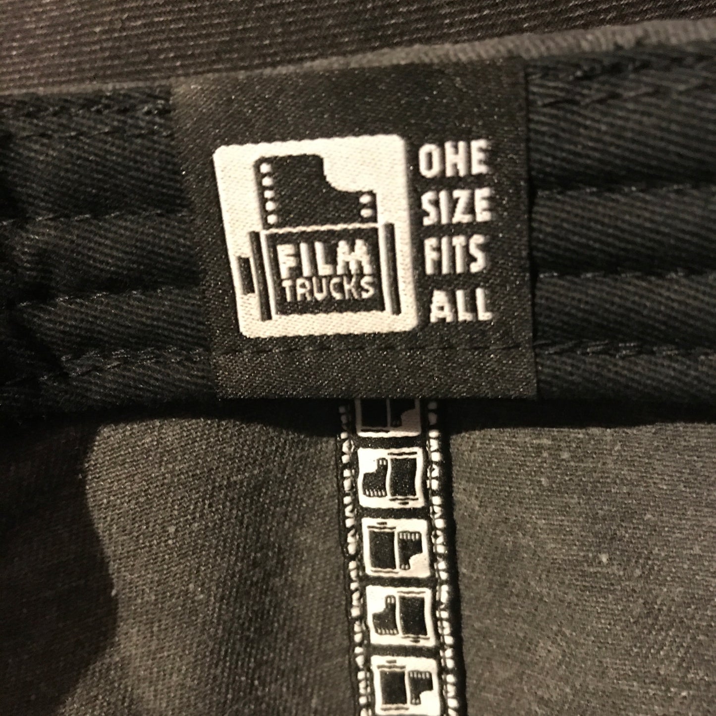 REFLECTIVE UNCONSTRUCTED CAP