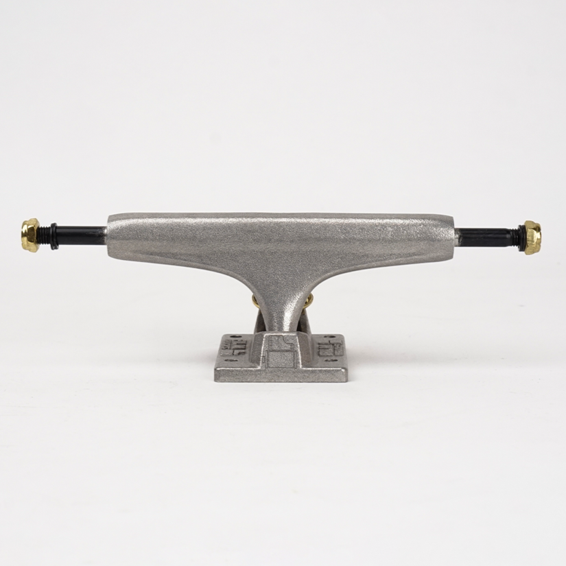 truck film skateboards raw black