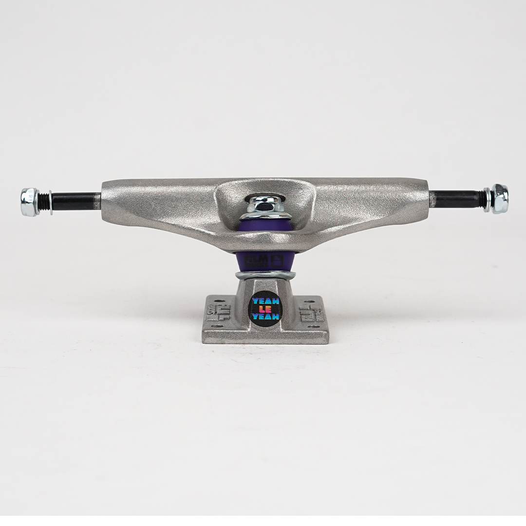 YEAHLEYEAH Pro Trucks